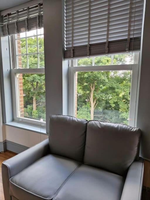 Bright Studio Apartment In A Perfect Location London Exterior foto