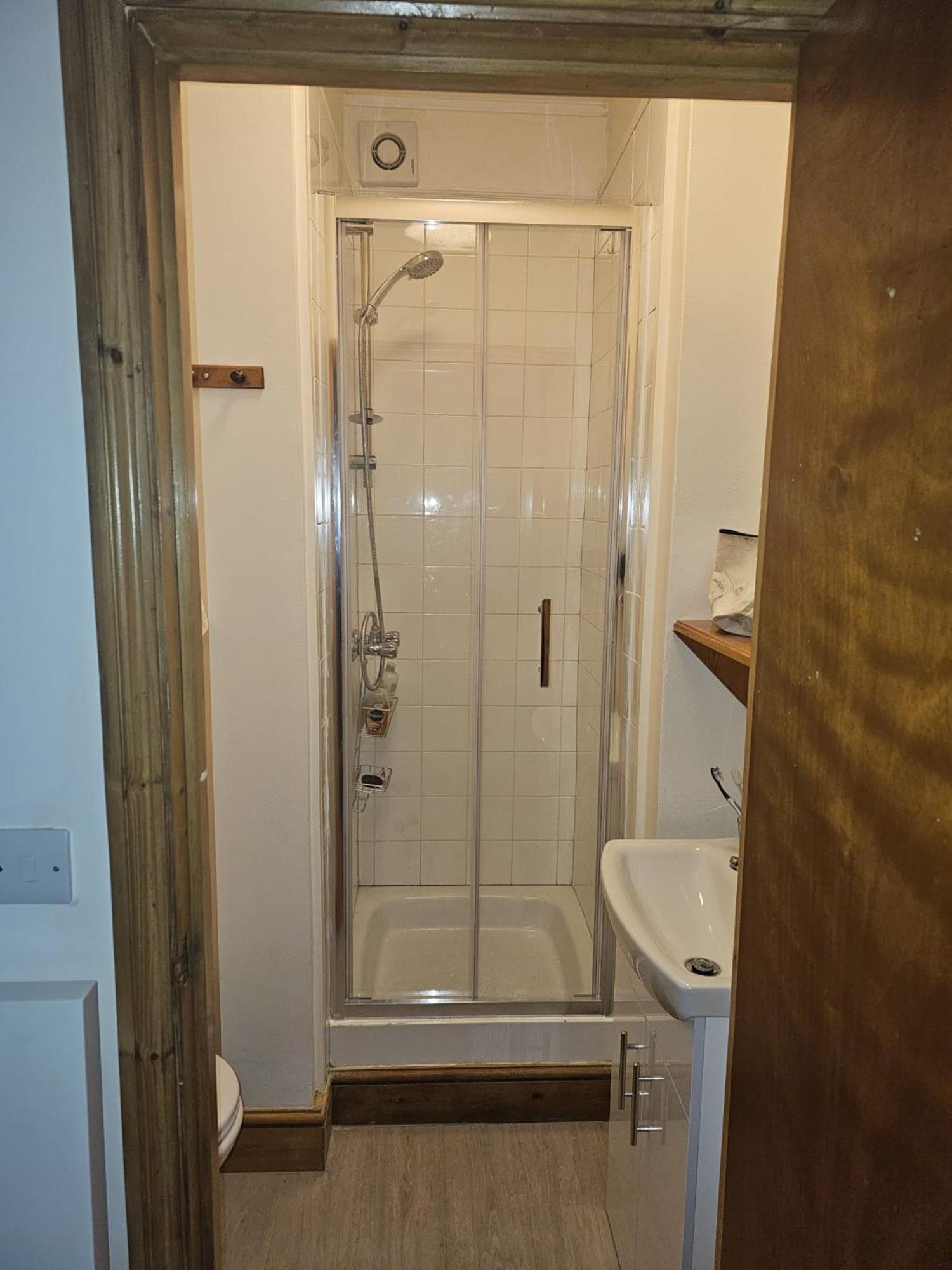 Bright Studio Apartment In A Perfect Location London Exterior foto